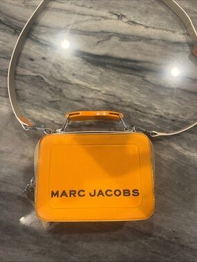 Marc Jacobs The Box 20 Crossbody Bag Orange Apricot Multi Leather